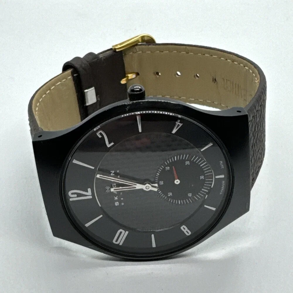 Skagen 805XLTBB Men's Brown Leather Strap Analog Dial Quartz Wrist Watch AEA289